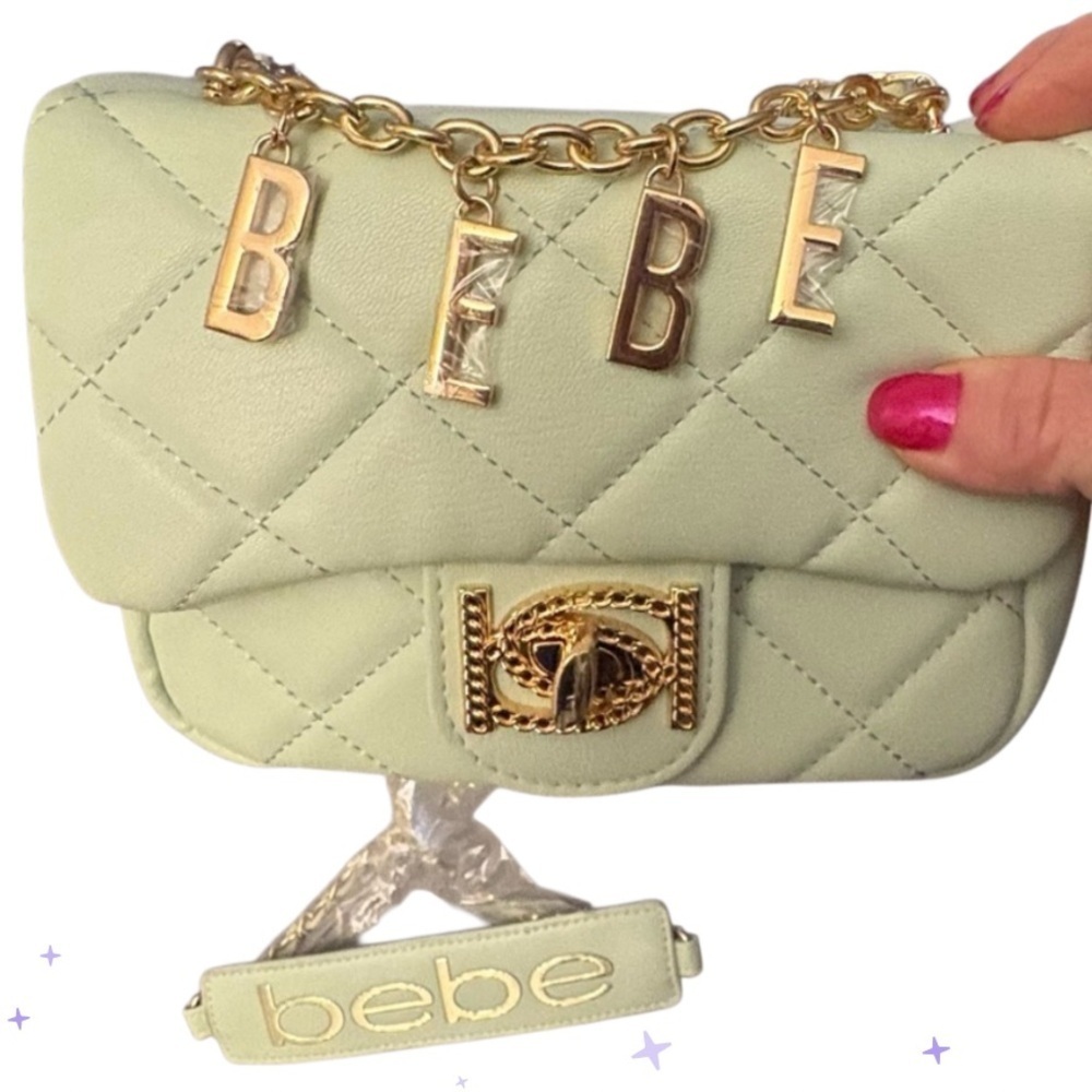 nwt-Bebe Mint Quilted Chain Bag
Clutch & Shoulder Bag
Whimsical quilted pattern